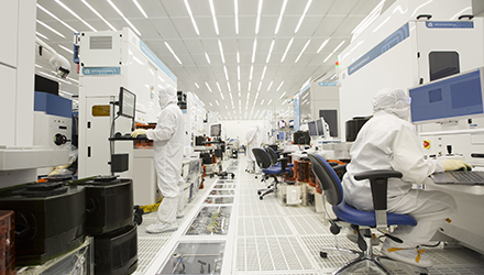 Extending Global Leadership in Chip Manufacturing Technology